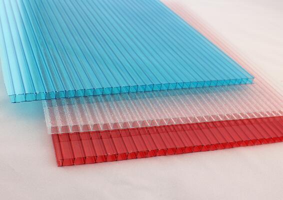 PC陽(yáng)光板有哪些優(yōu)點(diǎn)和缺點(diǎn)