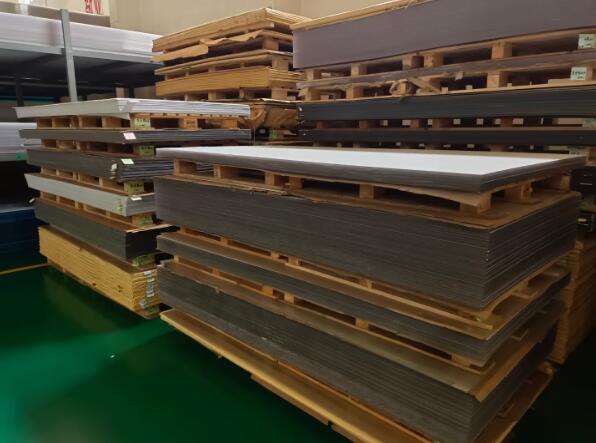 防靜電PVC卷材有哪些特性？