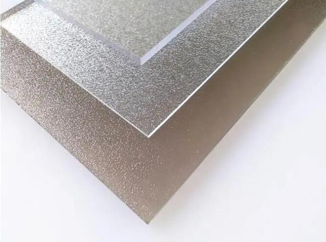 PC磨砂板怎么剪裁？