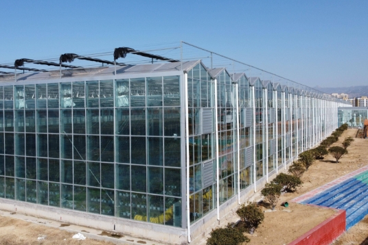 上海華辦塑膠PC陽(yáng)光板可以上門安裝嗎？