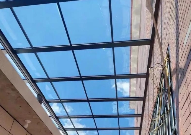 亞克力、PC板、PS板優(yōu)點和缺點